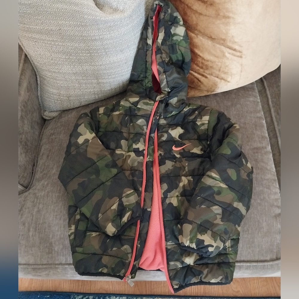Nike kids camo puffer jacket